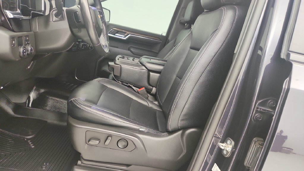 Certified 2022 Chevrolet Silverado 1500 LT RWD image 14