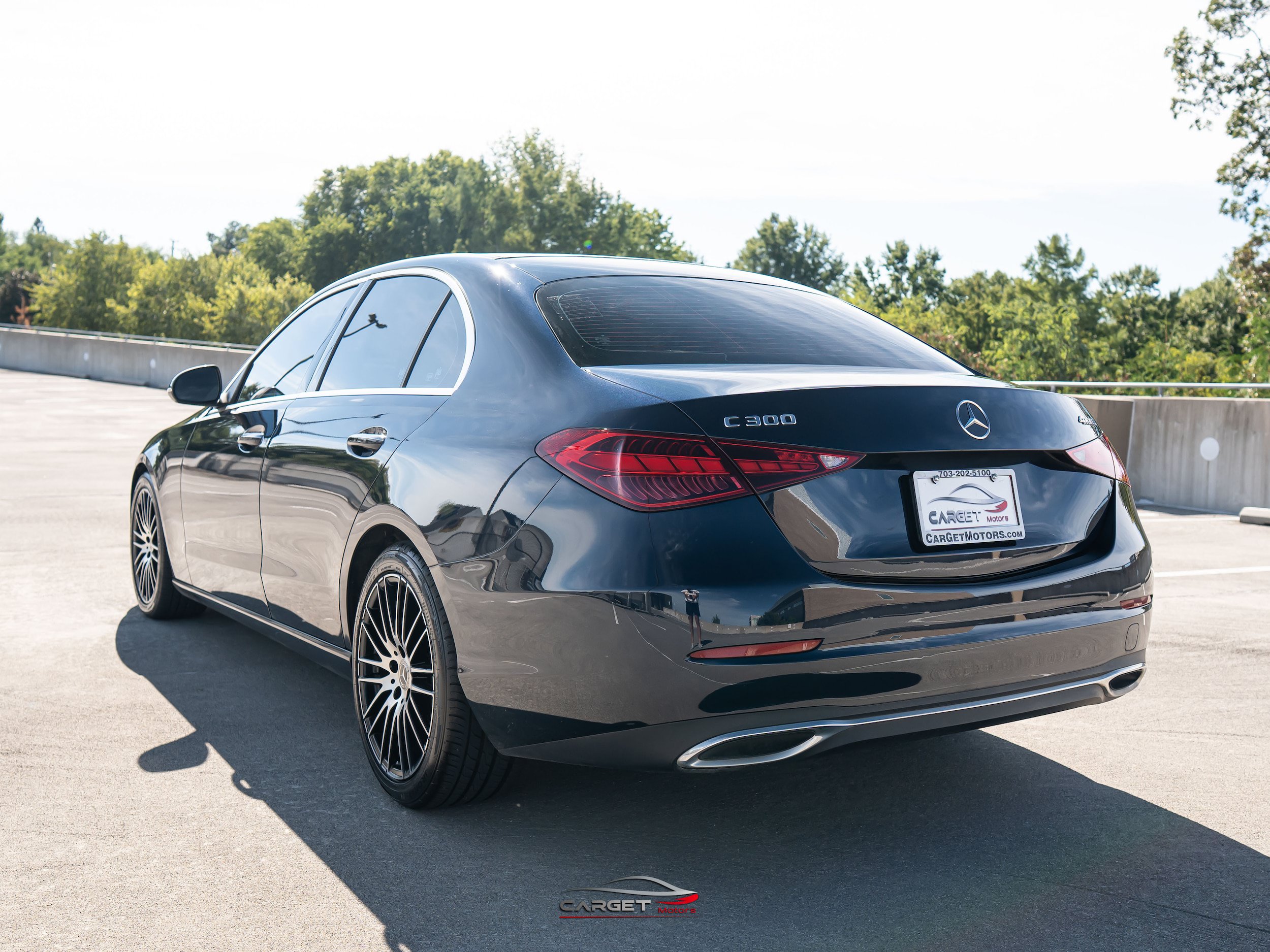 Used 2023 Mercedes-Benz C 300 4MATIC Sedan image 5