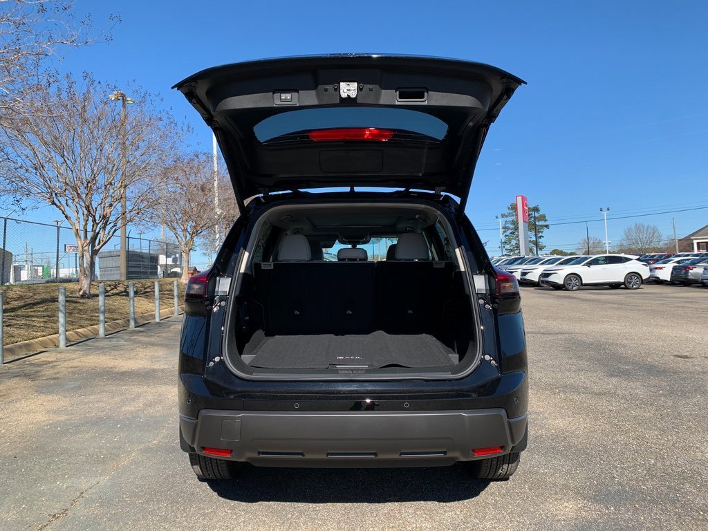 New 2026 Nissan Rogue SV image 5