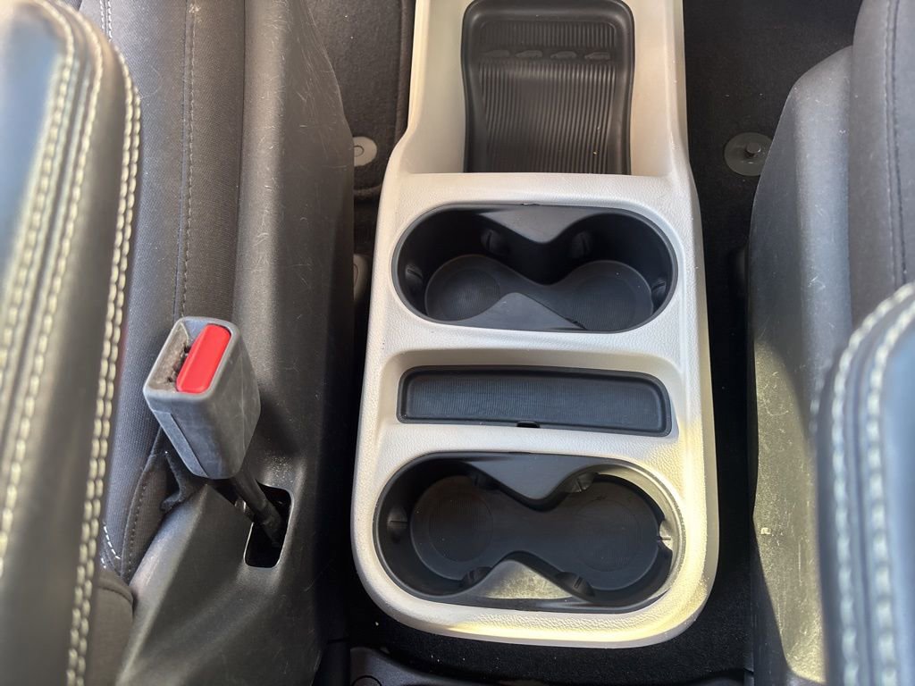 Used 2024 Chrysler Voyager LX FWD image 34