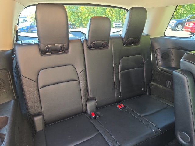 Used 2023 Nissan Pathfinder SL w/ SL Premium Package AWD/4WD image 33