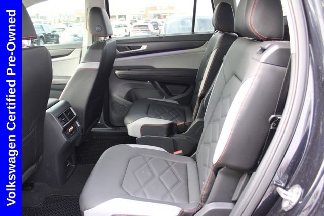 Used 2025 Volkswagen Atlas Peak Edition SE AWD/4WD image 26