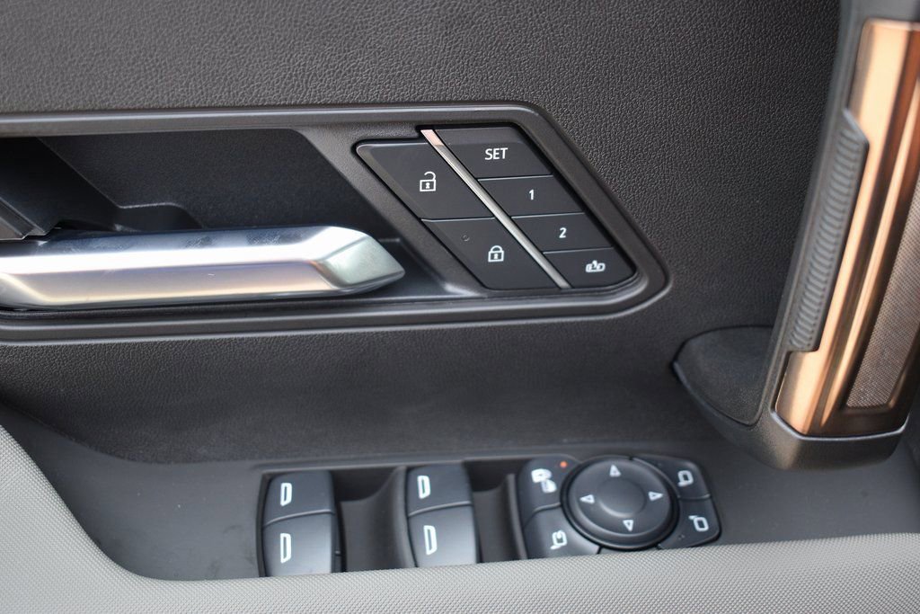 New 2025 GMC Hummer EV 2X image 12