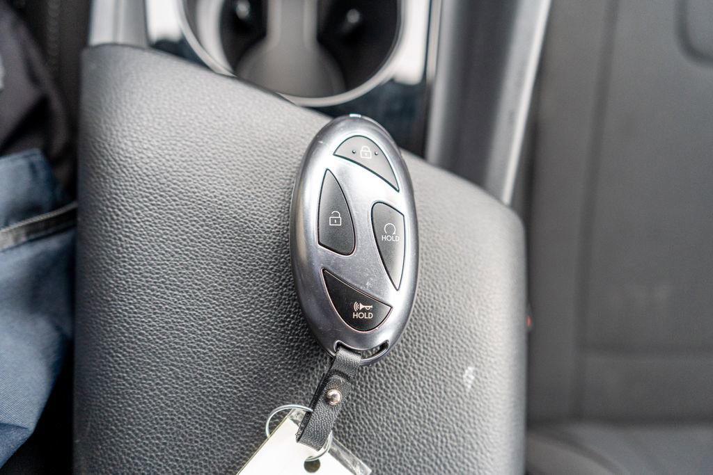 Certified 2025 Hyundai Elantra Blue image 36