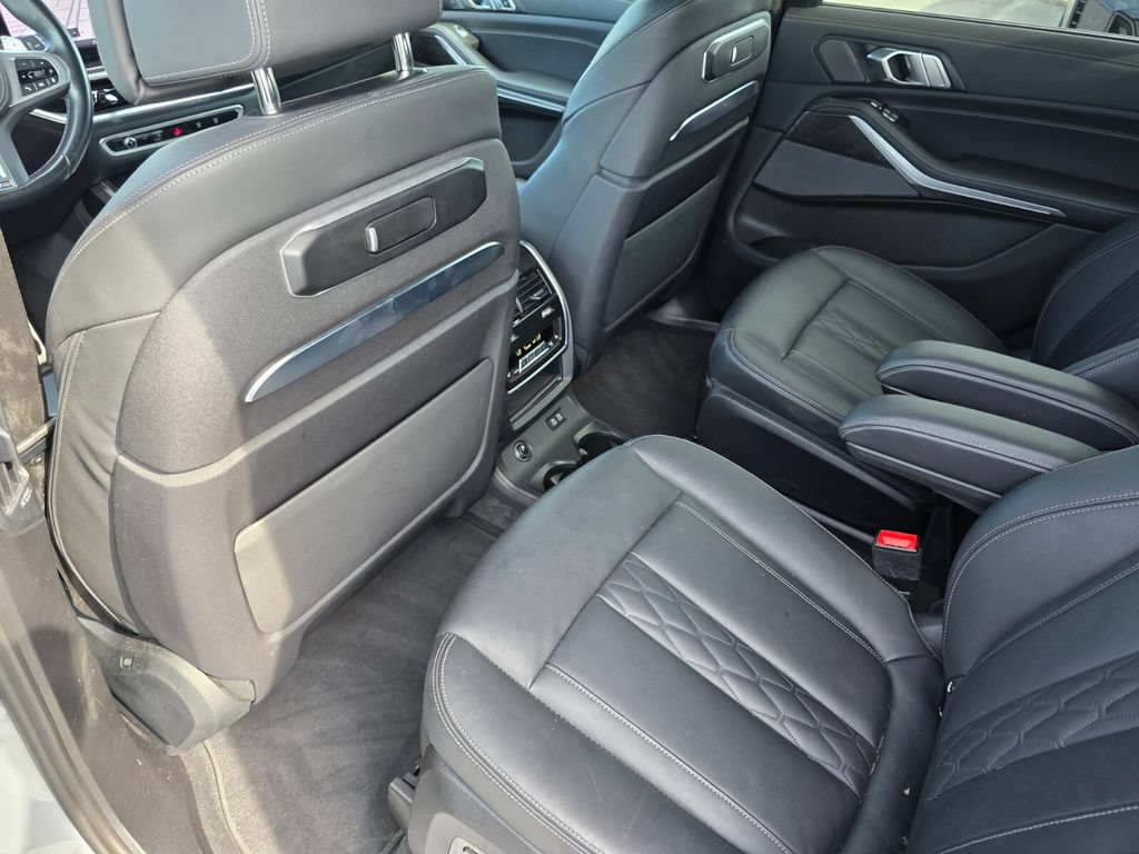 Certified 2024 BMW X7 M60i w/ Executive Package AWD/4WD image 15