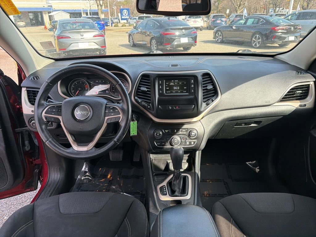 Used 2016 Jeep Cherokee Latitude w/ Safety/Convenience Group image 19