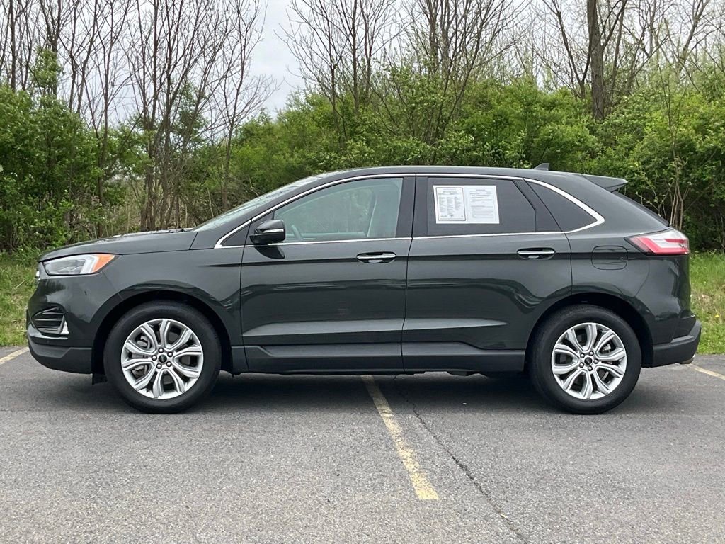 Used 2023 Ford Edge Titanium w/ Equipment Group 301A AWD/4WD image 33