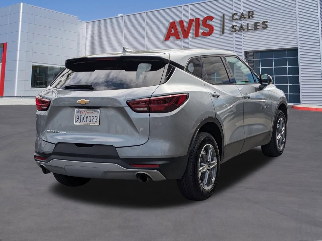 Used 2025 Chevrolet Blazer LT AWD/4WD image 6