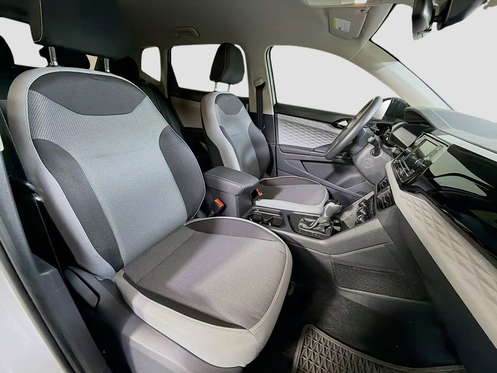 Used 2024 Volkswagen Taos S image 28