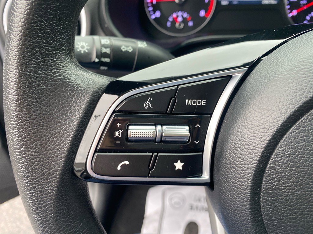 Certified 2023 Kia Forte LXS image 17