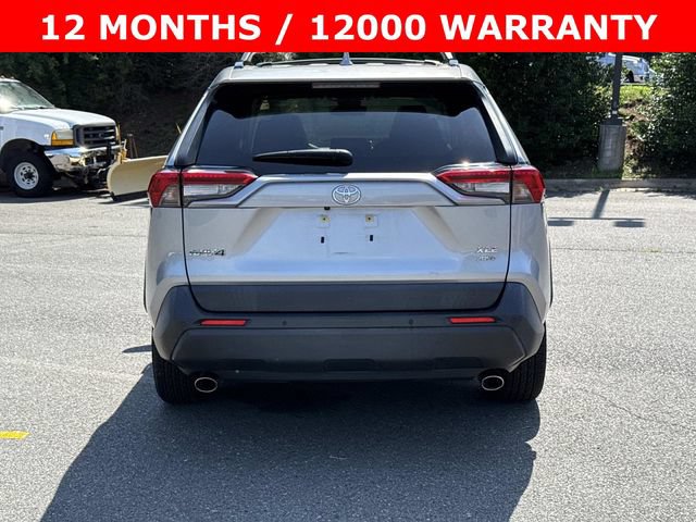 Used 2019 Toyota RAV4 XLE w/ Convenience Package AWD/4WD image 3