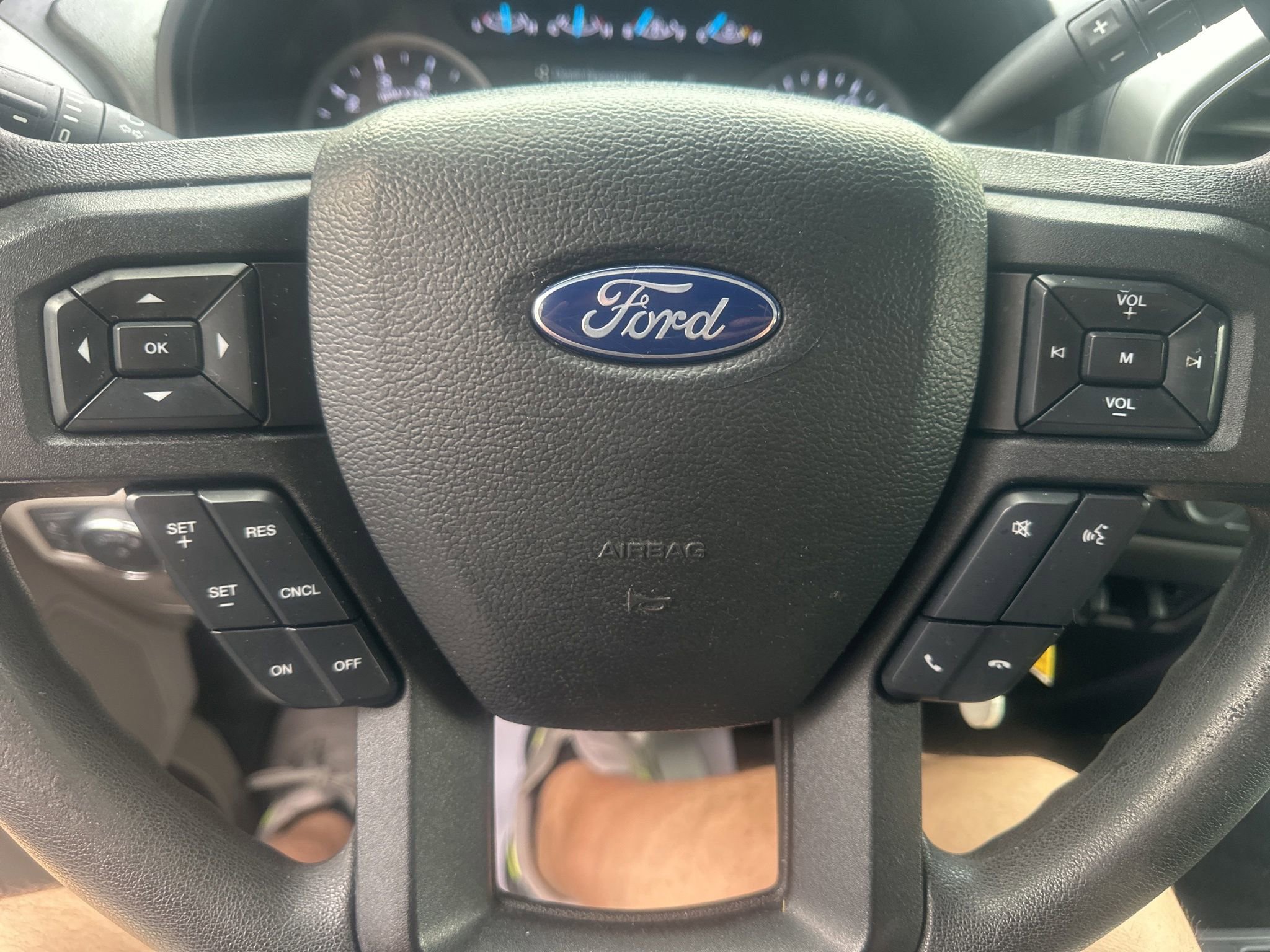 Used 2019 Ford F250 XLT w/ XLT Premium Package AWD/4WD image 29