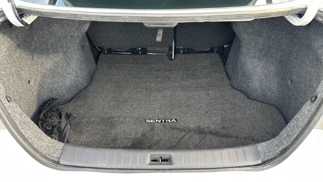 Used 2019 Nissan Sentra S FWD image 17