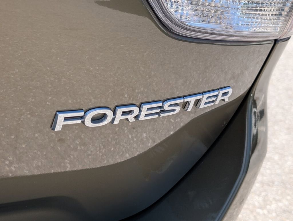 Certified 2023 Subaru Forester Limited image 16