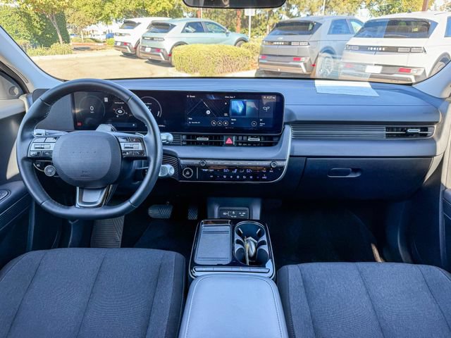 Certified 2025 Hyundai Ioniq 5 SE RWD image 13
