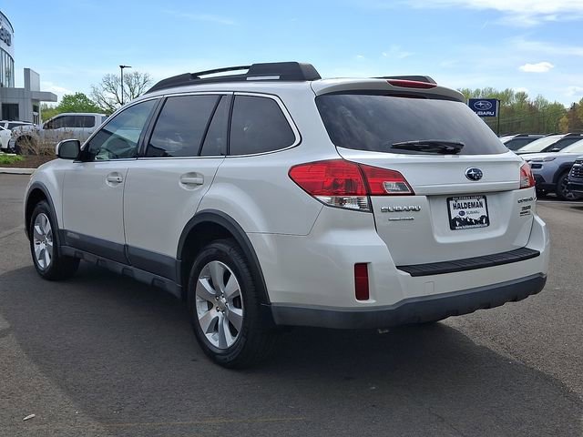 Used 2010 Subaru Outback 3.6R Limited AWD/4WD image 5