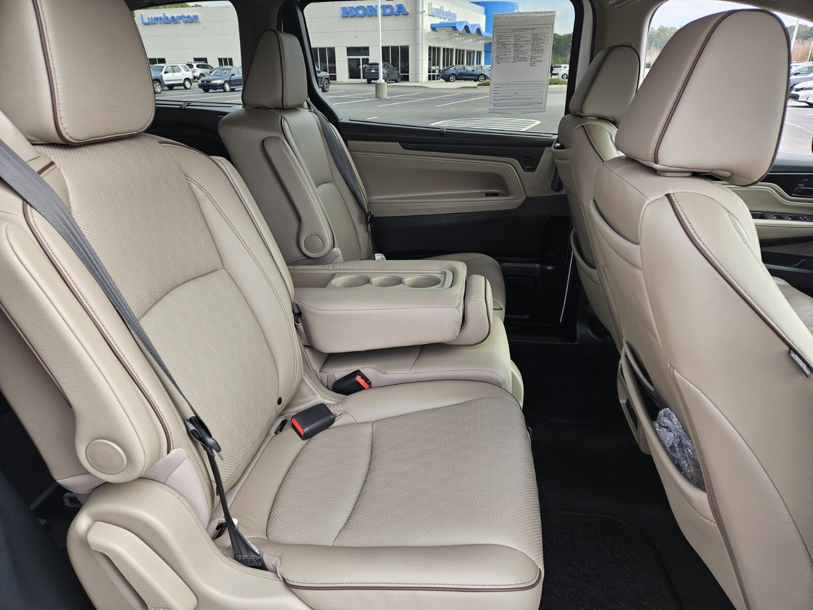 Used 2024 Honda Odyssey Elite image 19