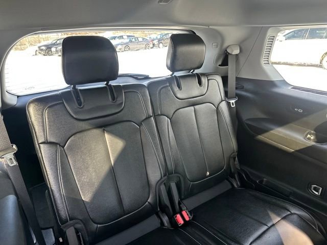 Used 2024 Jeep Grand Cherokee L Limited image 20