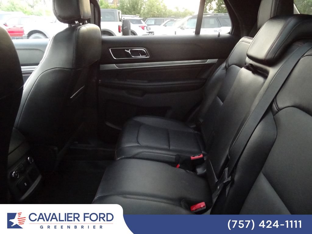 Used 2017 Ford Explorer Sport w/ Equipment Group 401A AWD/4WD image 9