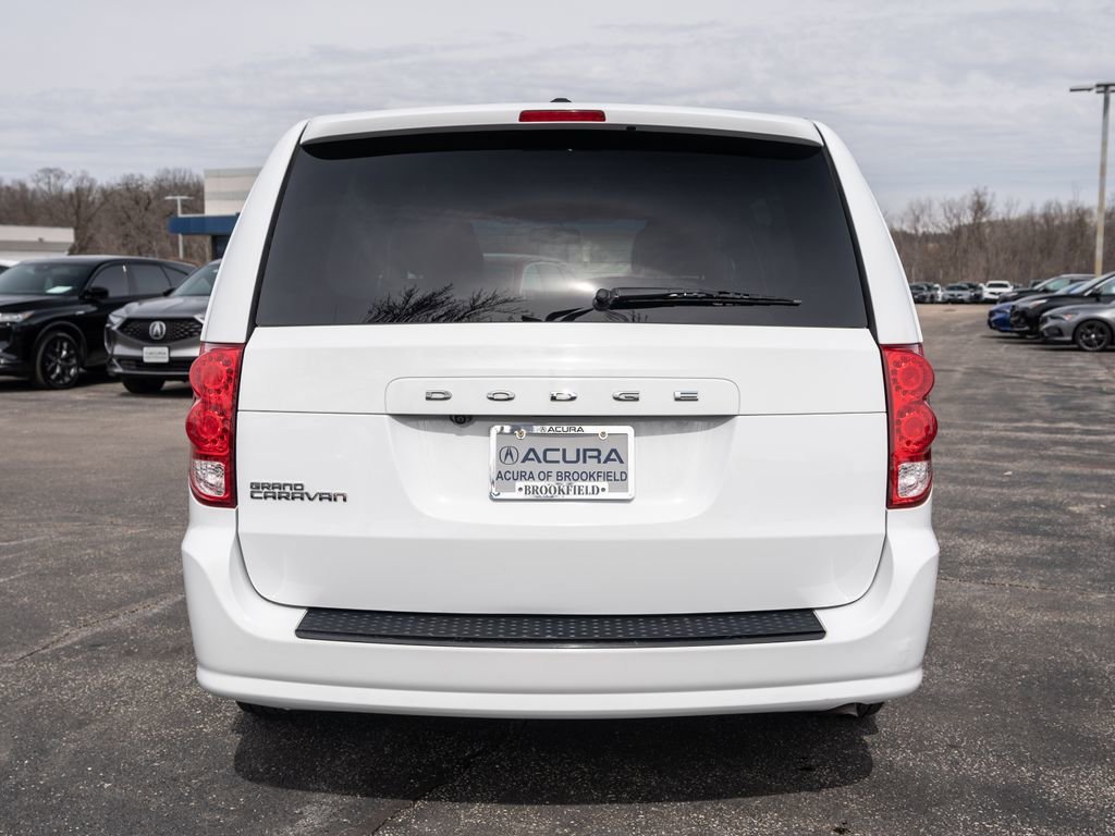 Used 2016 Dodge Grand Caravan SXT image 10