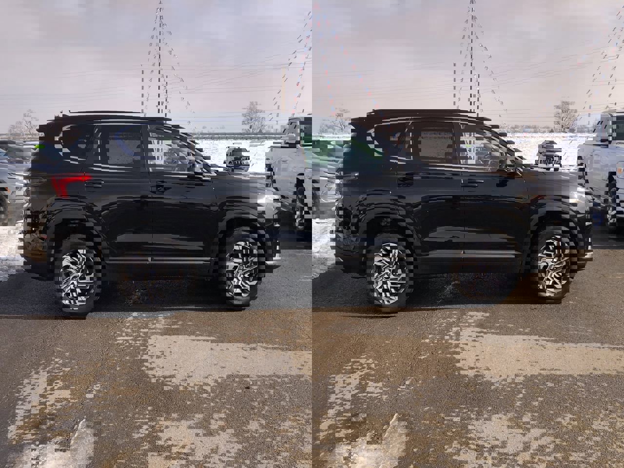 Used 2023 Hyundai Santa Fe SE w/ Cargo Package image 6