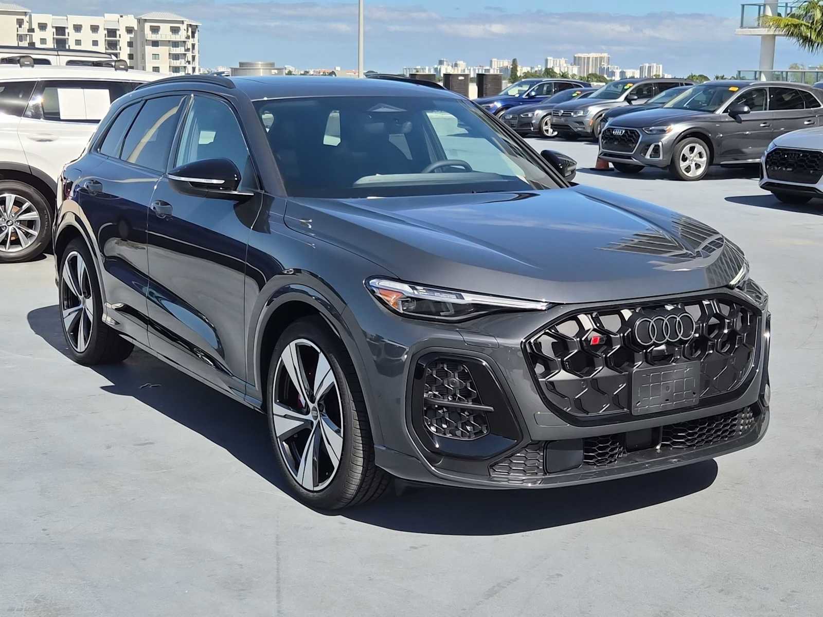 New 2025 Audi SQ5 Premium Plus image 8