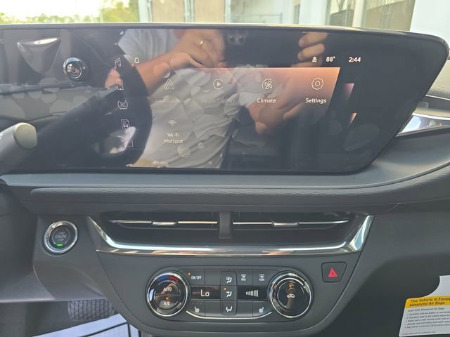 New 2026 Buick Envista Sport Touring FWD image 19