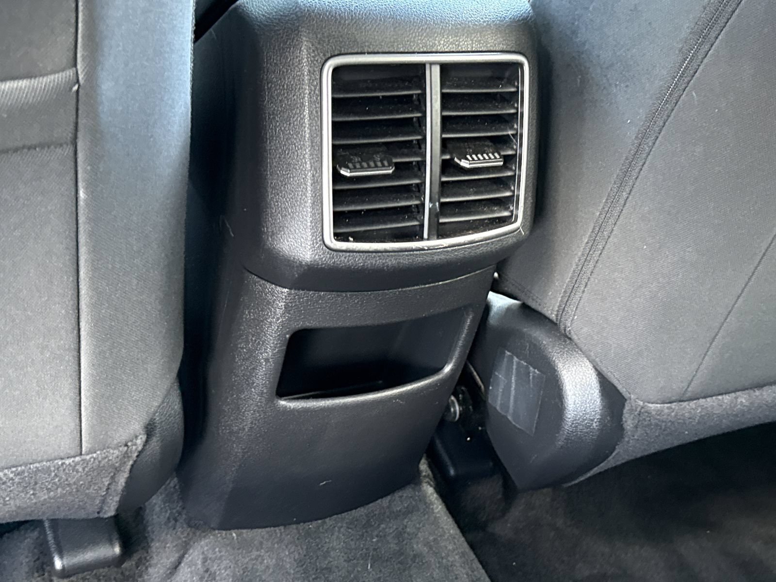 Used 2023 Kia Sportage LX FWD image 11