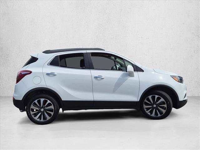 Used 2021 Buick Encore Preferred AWD/4WD image 4