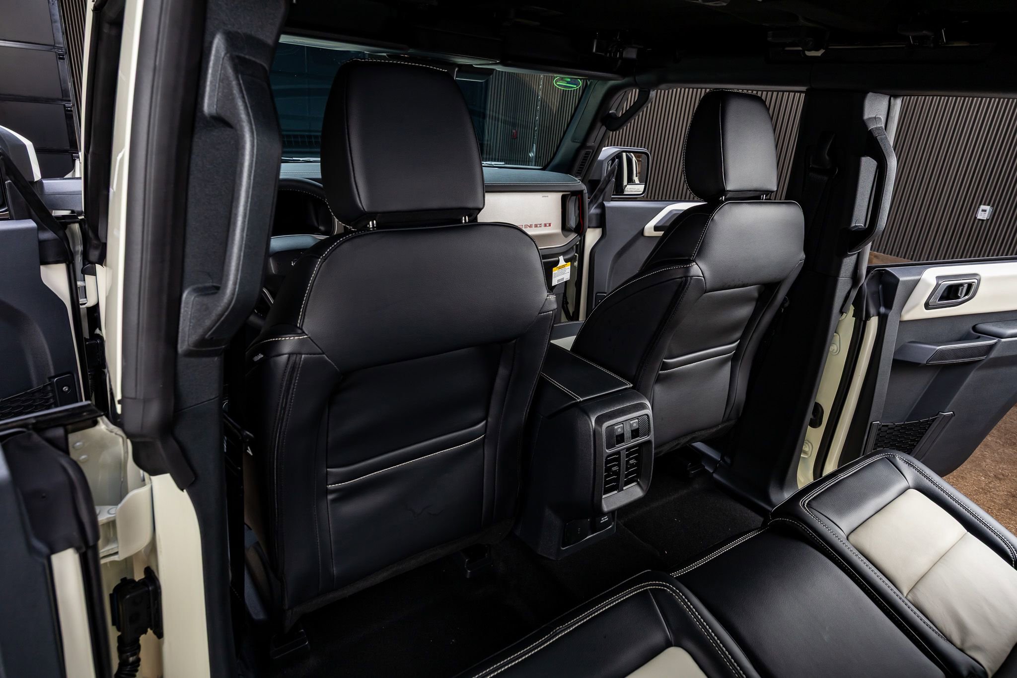 Used 2026 Ford Bronco Outer Banks AWD/4WD image 34