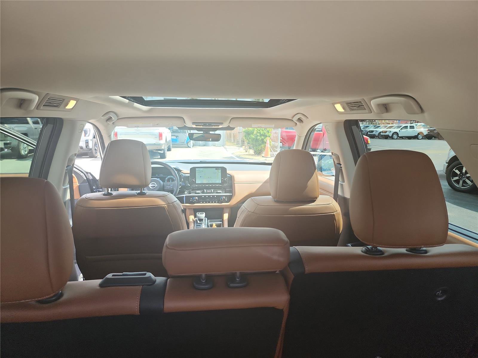 Used 2024 Nissan Pathfinder Platinum w/ Cargo Package image 19