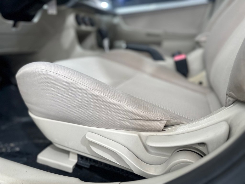 Used 2011 Mitsubishi Lancer ES image 19