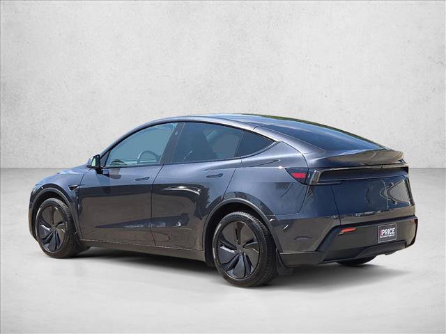 Used 2026 Tesla Model Y AWD image 8