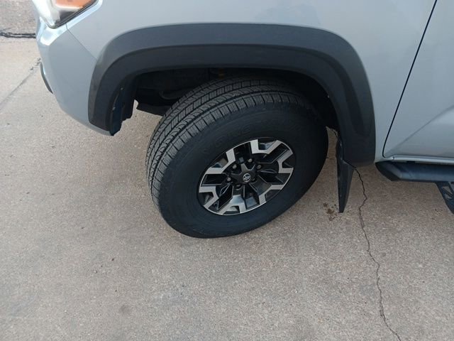 Used 2020 Toyota Tacoma image 37