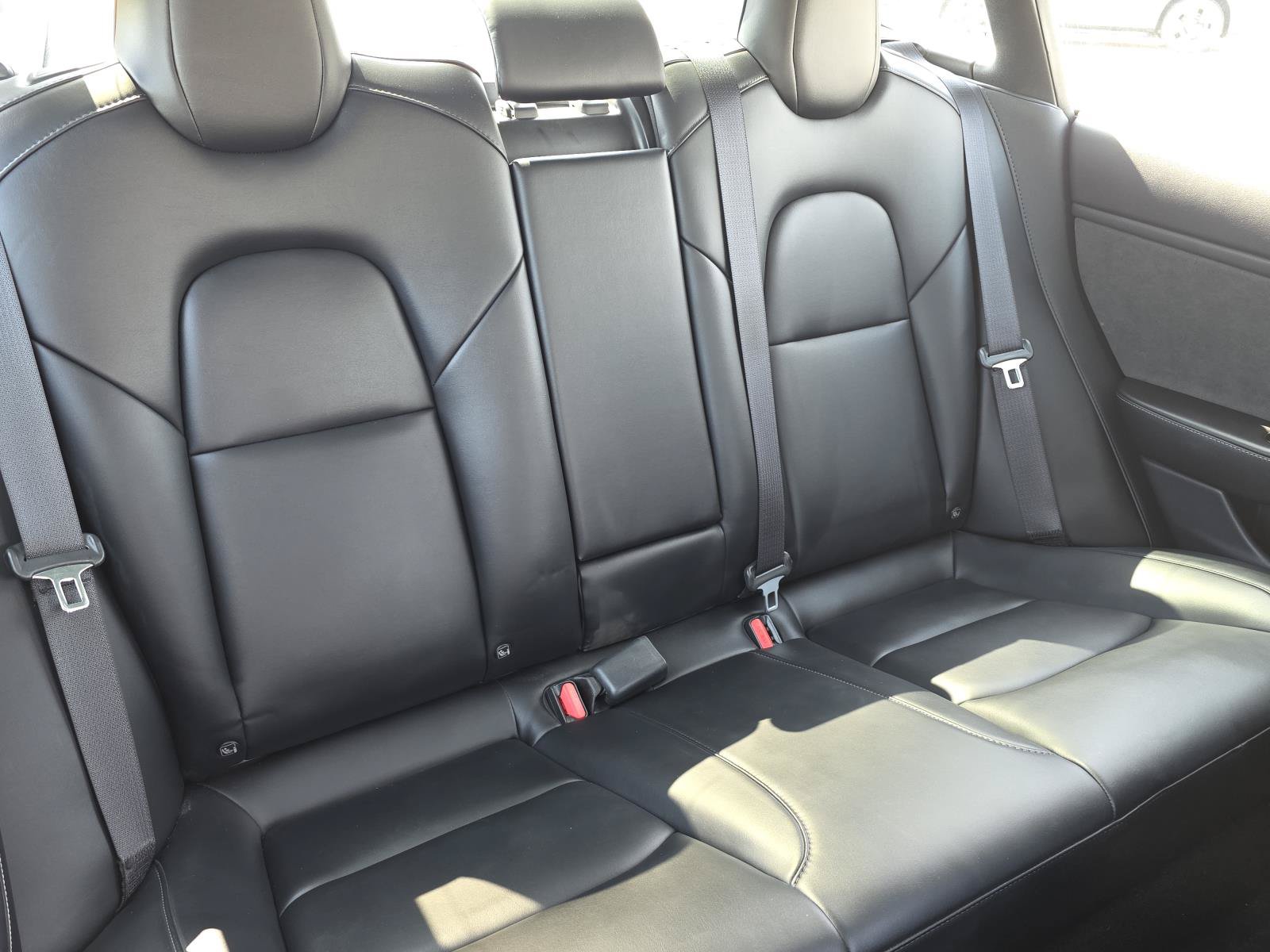 Used 2019 Tesla Model 3 Long Range RWD image 17