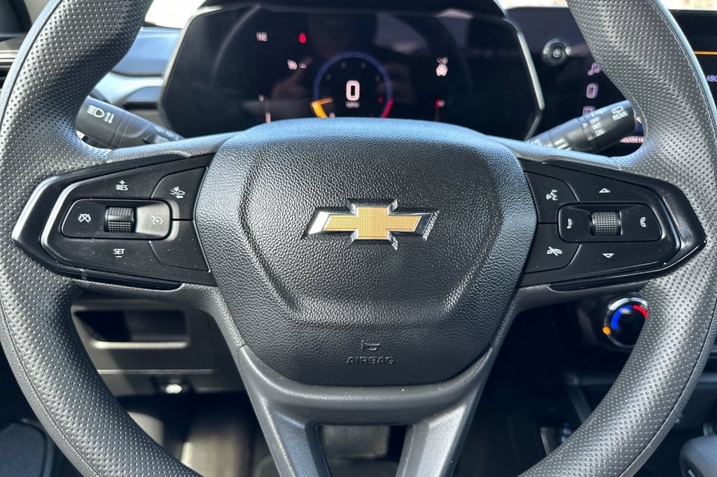 Used 2025 Chevrolet TrailBlazer LT AWD/4WD image 23