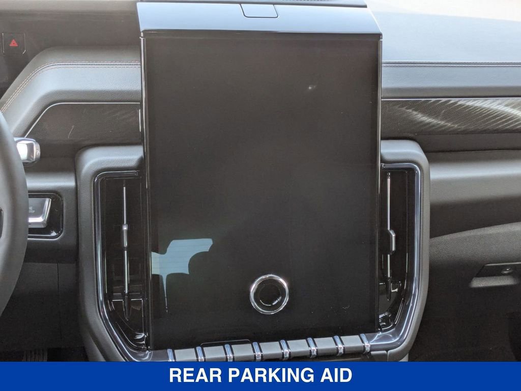 New 2026 GMC Yukon AT4 w/ AT4 Premium Package image 32