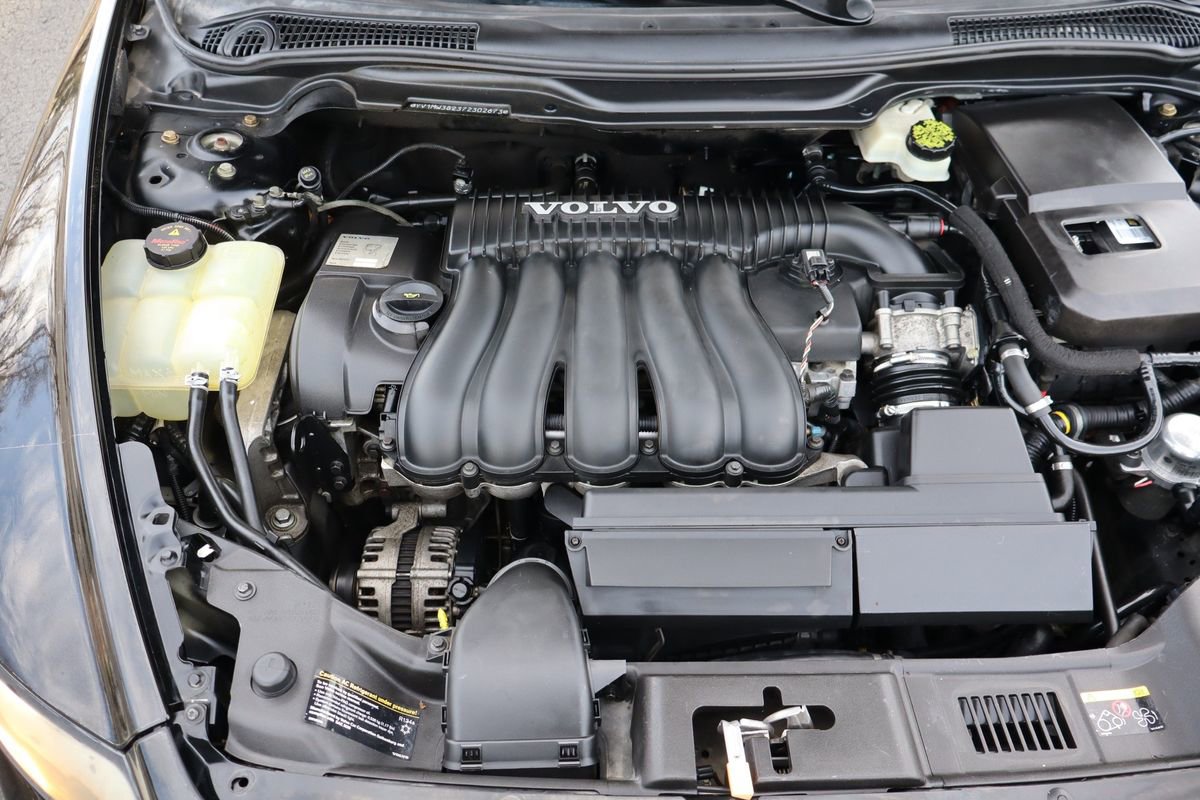 Used 2007 Volvo V50 2.4i image 38