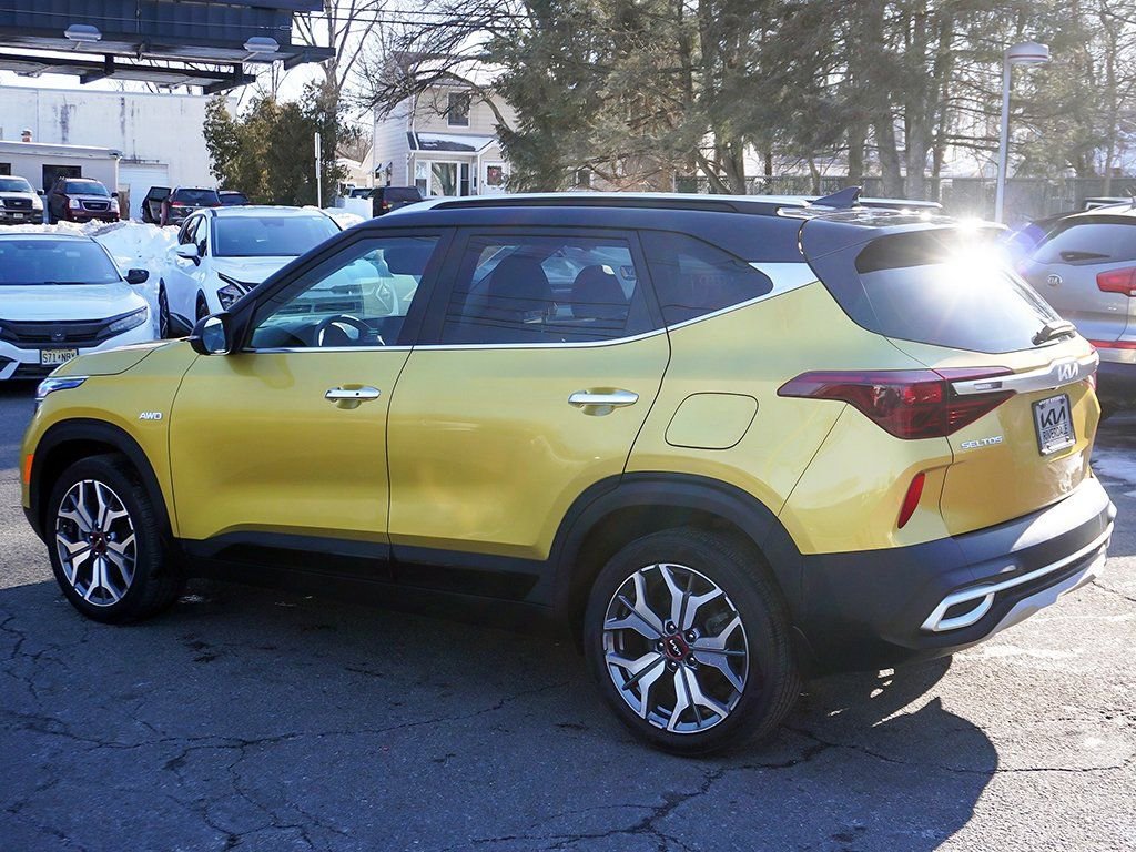 Used 2023 Kia Seltos SX image 10