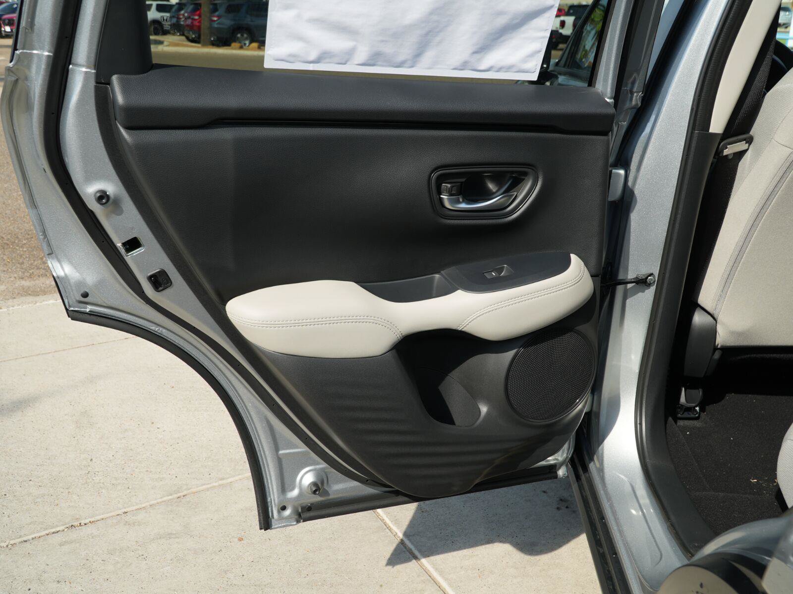 New 2027 Honda HR-V LX image 17