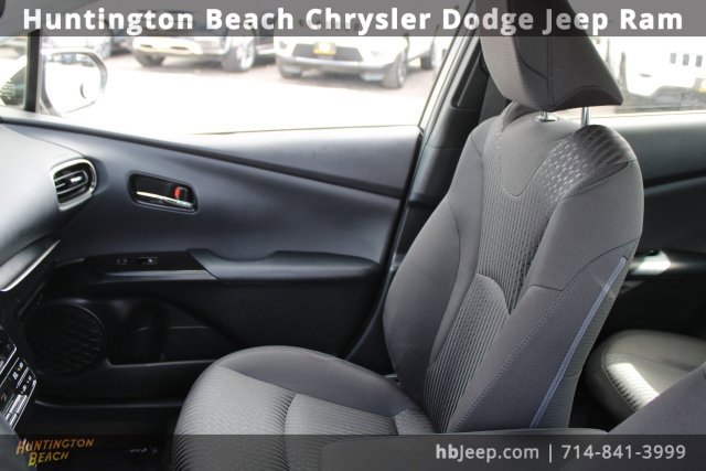 Used 2018 Toyota Prius Prime Plus image 29