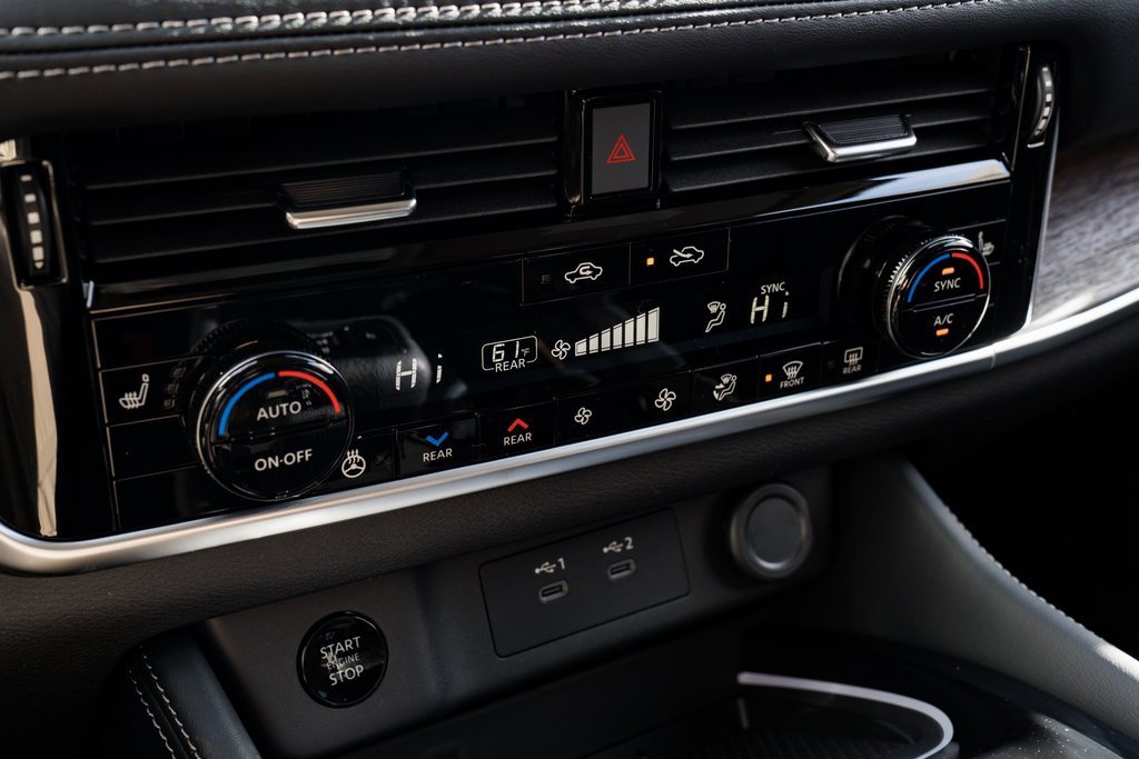 New 2026 Nissan Rogue Platinum image 16