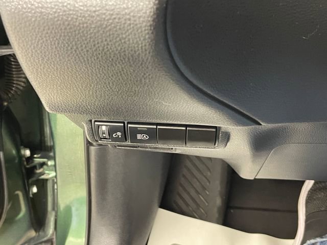 Used 2023 Toyota Corolla Cross LE w/ Moonroof Package image 15