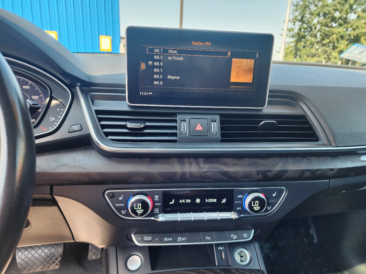 Used 2018 Audi Q5 2.0T Premium Plus w/ Premium Plus Package image 19