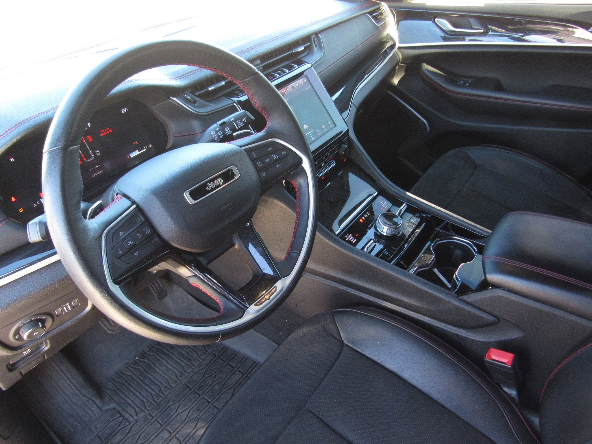 Used 2022 Jeep Grand Cherokee Trailhawk w/ ADV Protech Group II image 17