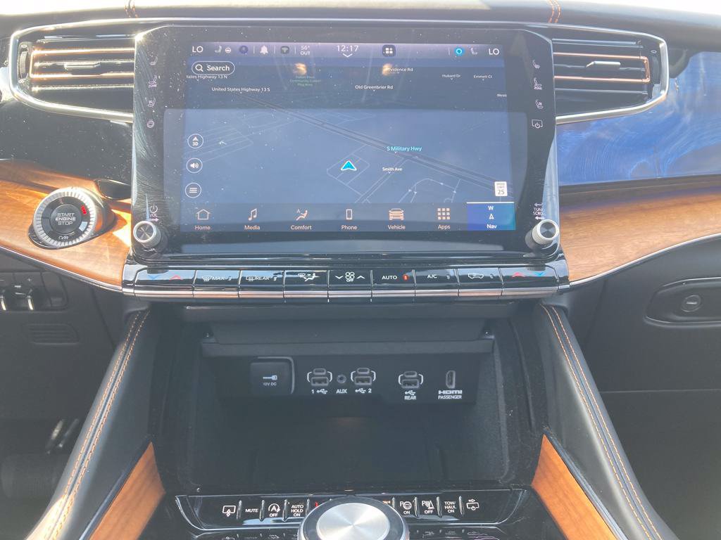 New 2024 Jeep Grand Wagoneer L Series III w/ Rear Seat Video Group 1 AWD/4WD image 19