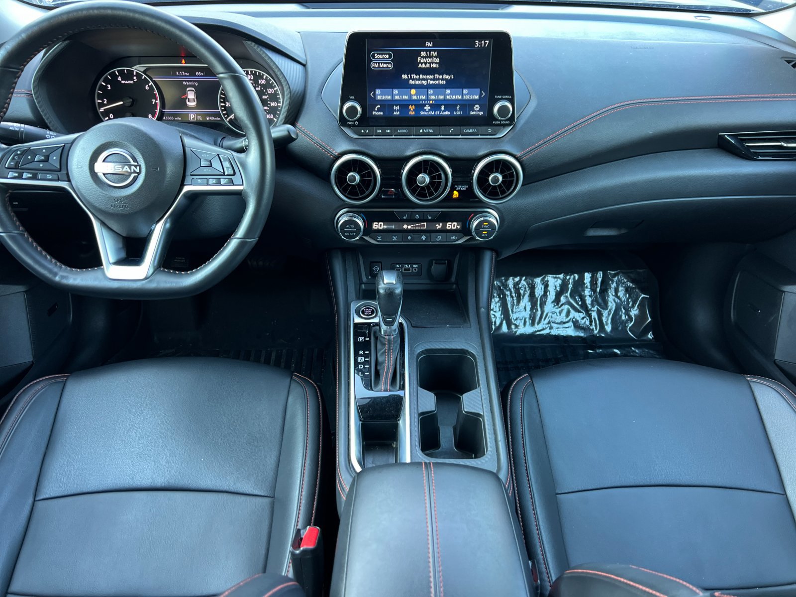 Used 2024 Nissan Sentra SR w/ SR Premium Package image 12