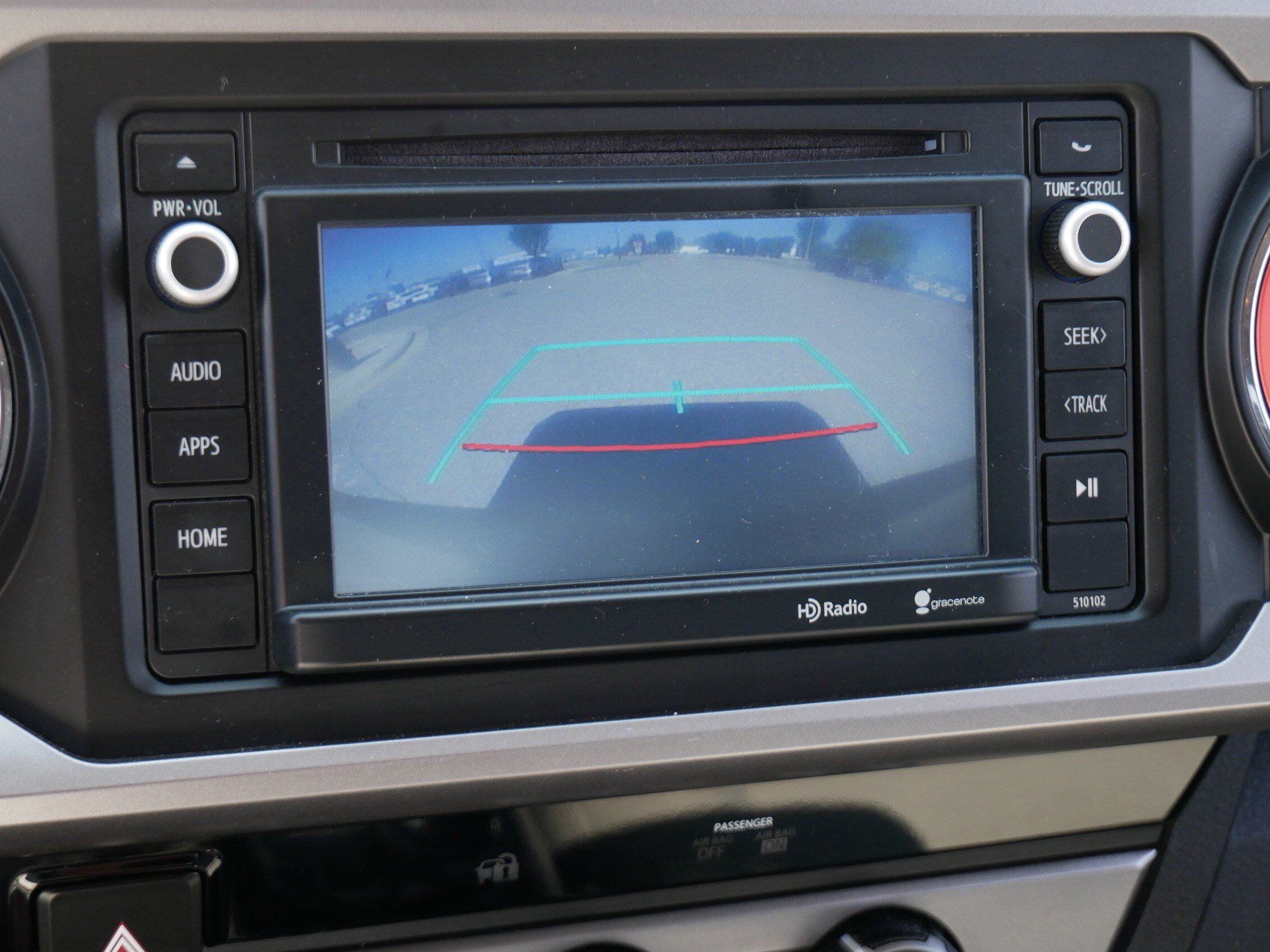 Used 2016 Toyota Tacoma SR5 AWD/4WD image 30