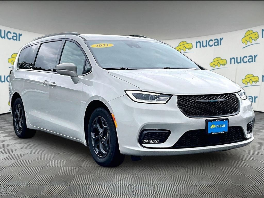 Used 2021 Chrysler Pacifica Touring w/ S Appearance Package