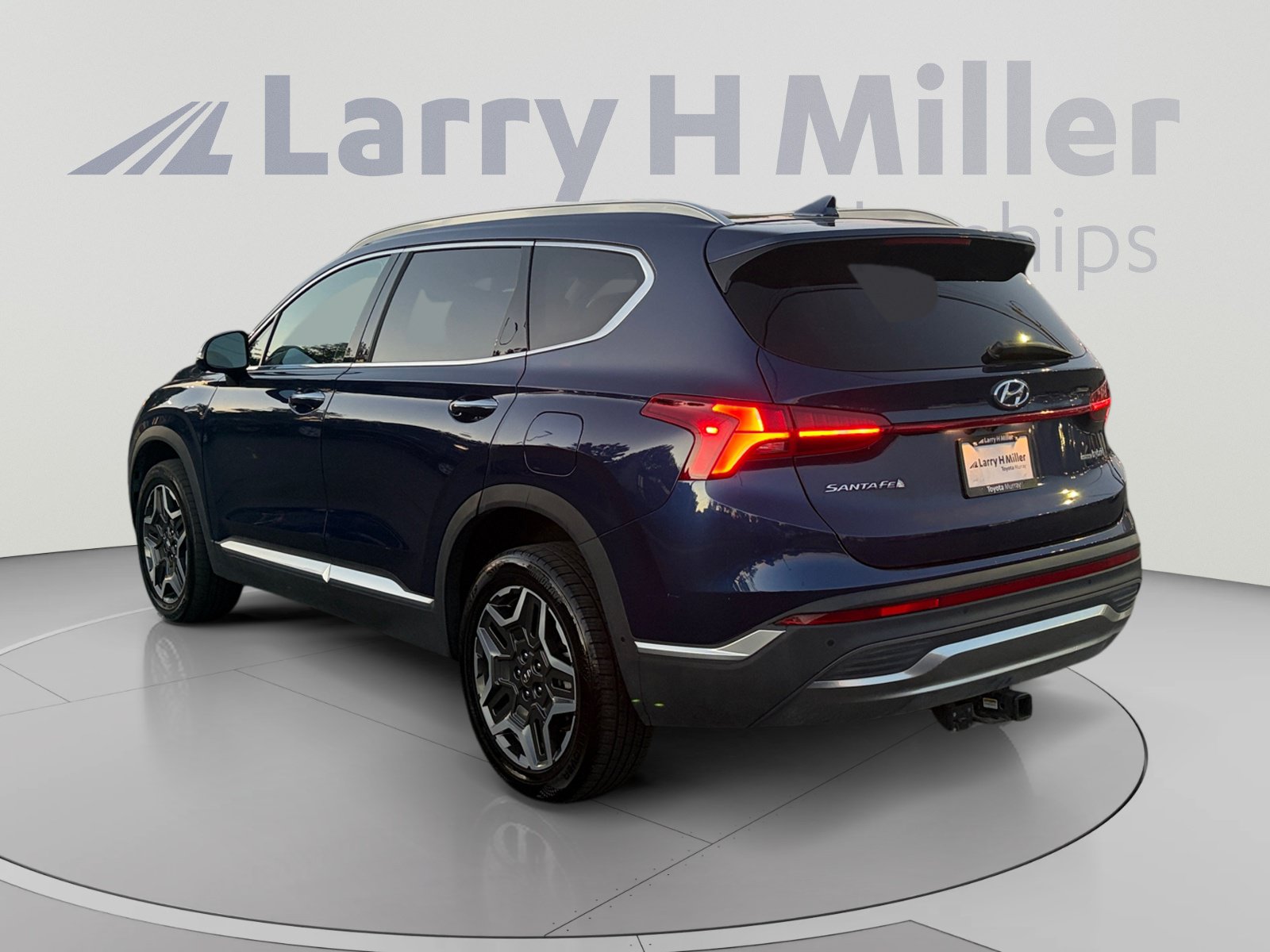 Used 2023 Hyundai Santa Fe Limited AWD/4WD image 3